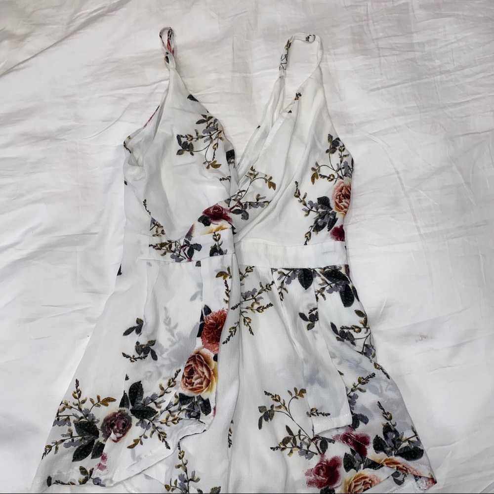 LF FLORAL ROMPER